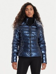 Morgan Kurtka zimowa 242-GELOLA Niebieski Regular Fit. Niebieskie kurtki Morgan, na zimę, bez wzorów, z syntetyku, bez kaptura. Za 329,99 zł.