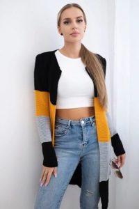 Sweter Kardigan w pasy czarny+musztardowy. Czarne długie swetry KESI, l, z wełny, bez kołnierzyka, plus size. Za 178,78 zł.