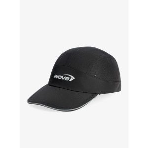 Czapka z daszkiem Inov-8 Active Cap. Czarne czapki Inov-8, bez wzorów. Za 96,99 zł.