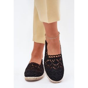 Koronkowe Espadryle Damskie Czarne. Czarne espadryle bez wzorów, z koronki, bez obcasa. Za 106,94 zł.