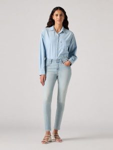 Levi's Dżinsy "721" - Skinny fit - w kolorze błękitnym rozmiar: W28/L32. Niebieskie jeansy Levi's®, z aplikacjami, z podwyższonym stanem. Za 265,39 zł.