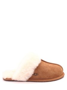 UGG Skórzane kapcie "Scouffette II" w kolorze jasnobrązowym rozmiar: 37. Brązowe kapcie Ugg, bez wzorów. Za 265,40 zł.