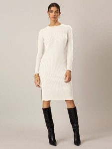 APART Sukienka dzianinowa w kolorze kremowym rozmiar: 40. Brązowe sukienki Apart, bez wzorów, z dzianiny, bez kołnierzyka, bez ramiączek, midi. Za 202,03 zł.