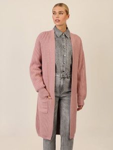 APART Kardigan w kolorze jasnoróżowym rozmiar: 34. Różowe kardigany Apart, z kaszmiru. Za 217,99 zł.