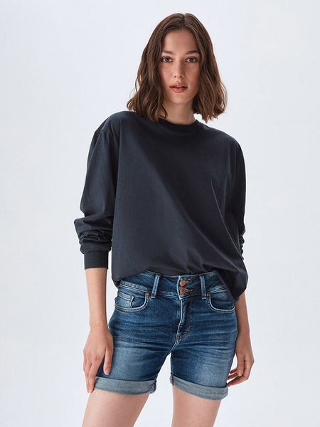 LTB Szorty dżinsowe "Becky X" w kolorze granatowym rozmiar: XS. Niebieskie szorty LTB, z aplikacjami, ze skóry, klasyczne. Za 92,95 zł.