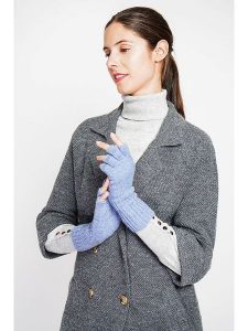 ASSUILI Rękawiczki w kolorze błękitnym rozmiar: onesize. Niebieskie rękawiczki Assuili, bez wzorów, z materiału. Za 43,99 zł.