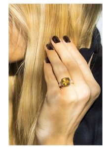 CARATELLI Złoty pierścionek "Sucre d'Orge" z diamentami rozmiar: 54. Brązowe pierścionki CARATELLI, z diamentem, złote. Za 2 767,95 zł.