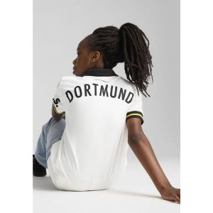 Młodzieżowa koszulka dodatkowa Borussia Dortmund 24/25 PUMA White. Biała bluzki Puma, m, bez wzorów, młodzieżowe, bez kołnierzyka, bez ramiączek. Za 359,00 zł.