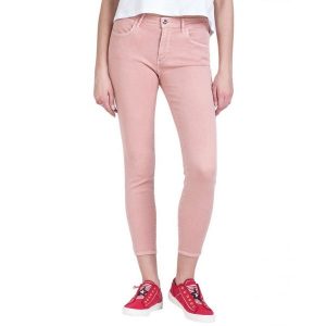 SPODNIE DAMSKIE WRANGLER SKINNY CROP PARADISE PINK W28MJTXLD 112128466. Różowe rurki Wrangler, z jeansu. Za 199,99 zł.