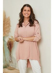 Curvy Lady Bluzka w kolorze jasnoróżowym rozmiar: 44/46. Różowe bluzki Curvy Lady, bez wzorów, klasyczne, bez kołnierzyka, bez ramiączek. Za 117,95 zł.