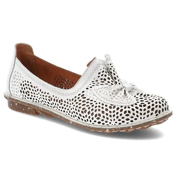 Białe Baleriny Ravini Wygodne Obuwie Damskie Ze Skóry Naturalnej. Białe balerinki Ravini, z aplikacjami, ze skóry, bez obcasa, bez zapięcia. Za 219,00 zł.