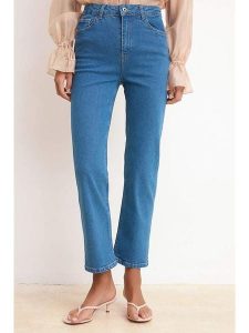 Trendyol Dżinsy - Straight fit - w kolorze niebieskim rozmiar: 42. Niebieskie jeansy Trendyol, bez wzorów, z podwyższonym stanem. Za 132,98 zł.