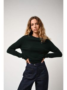 AUTHENTIC CASHMERE Kaszmirowy sweter "Ecrin" w kolorze ciemnozielonym rozmiar: M. Zielone swetry oversize AUTHENTIC CASHMERE, m, bez wzorów, z kaszmiru, bez ramiączek. Za 263,53 zł.