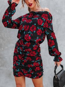 Milan Kiss Sukienka w kolorze czarnym rozmiar: L. Czarne sukienki Milan Kiss, l, bez wzorów, bez kołnierzyka, bez ramiączek, mini. Za 165,99 zł.