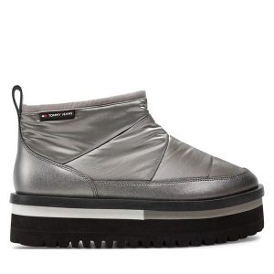 Śniegowce Tommy Jeans. Szare buty zimowe Tommy Jeans, z jeansu, bez obcasa, bez zapięcia. Za 389,99 zł.