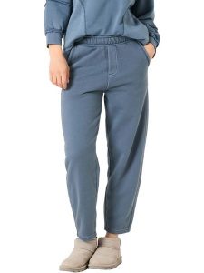 Timezone Spodnie dresowe w kolorze błękitnym rozmiar: XL. Niebieskie spodnie dresowe Timezone, xl, bez wzorów, z dresówki. Za 140,20 zł.