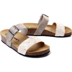 DR. BRINKMANN 700181-08 beige, klapki profilaktyczne damskie. Brązowe klapki Dr. Brinkmann, bez wzorów, bez obcasa. Za 216,90 zł.