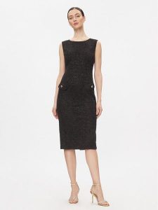 Rinascimento Sukienka koktajlowa CFC0116876003 Czarny Slim Fit. Czarne kombinezony Rinascimento, s, bez wzorów, z syntetyku, wizytowe, bez kołnierzyka, bez ramiączek. Za 359,99 zł.