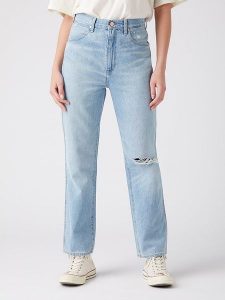 Wrangler Dżinsy - Regular fit - w kolorze błękitnym rozmiar: W33/L34. Niebieskie jeansy Wrangler, z aplikacjami, z podwyższonym stanem. Za 162,49 zł.