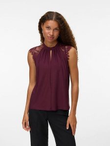 Vero Moda Bluzka w kolorze bordowym rozmiar: XXL. Czerwone bluzki Vero Moda, xxl, bez wzorów, z koronki, bez kołnierzyka, bez ramiączek. Za 57,06 zł.