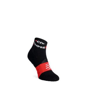 Skarpety do biegania Compressport Ultra Trail Socks v2.0 Low. Czarne skarpetki Compressport, bez wzorów. Za 98,99 zł.