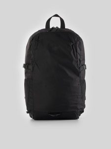 4F Plecak miejski (ok. 25 L) z kieszenią na laptop - czarny Uniwersalny. Czarne plecaki 4f. Za 199,99 zł.