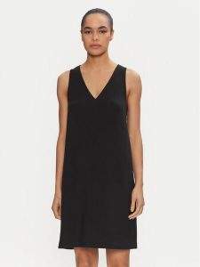 Calvin Klein Sukienka codzienna K20K208340 Czarny Regular Fit. Czarne kombinezony Calvin Klein, bez wzorów, z syntetyku, bez kołnierzyka, bez ramiączek. Za 399,99 zł.