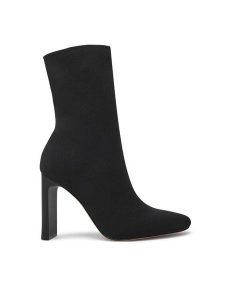 Aldo Botki Faelora 13838552 Czarny. Czarne botki ALDO, bez wzorów, z materiału, bez obcasa, na słupku, bez zapięcia. Za 349,99 zł.