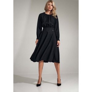 Czarna Rozkloszowana Midi Sukienka z Marszczeniami. Czarne sukienki Figl, s, bez wzorów, z materiału, bez kołnierzyka, bez ramiączek, midi, rozkloszowane. Za 349,00 zł.