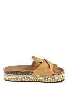 Sixth Sens Klapki w kolorze jasnobrązowym rozmiar: 39. Brązowe klapki Sixth Sens, bez wzorów, z otwartym noskiem, bez obcasa, na platformie. Za 109,52 zł.