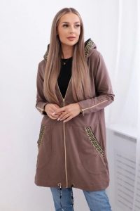 Bluza z ozdobną taśmą mocca. Bluzy KESI, l, bez wzorów, z bawełny, z kapturem. Za 263,47 zł.
