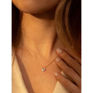 L instant d Or Złota zawieszka z cyrkoniami rozmiar: onesize. Żółte zawieszki L instant d Or, z cyrkonią, złote. Za 143,90 zł.