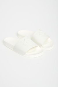 Klapki damskie PINKO. Klapki Pinko, bez wzorów, bez obcasa. Za 319,00 zł.