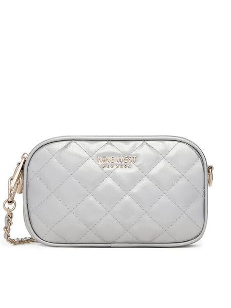 Nine West Torebka LILLA2 Srebrny. Szare listonoszki Nine West, bez wzorów, z materiału, bez dodatków. Za 149,99 zł.