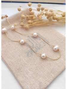 Atelier MIU Pozłacany naszyjnik - dł. 42 cm rozmiar: onesize. Białe naszyjniki Atelier MIU, z perłą, pozłacane. Za 78,47 zł.