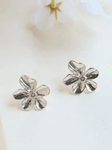 Lodie Silver Kolczyki-wkrętki rozmiar: onesize. Szare kolczyki Lodie Silver, srebrne. Za 26,99 zł.