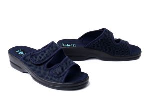 ADANEX 22914 ASK60VD granatowy, klapki damskie. Niebieskie klapki Adanex, bez wzorów, bez obcasa. Za 79,04 zł.