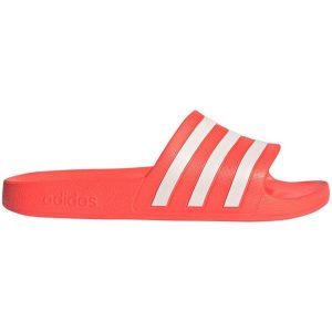 Klapki adidas Adilette Aqua Slide U GZ5235 pomarańczowe pomarańcze i czerwienie. Brązowe klapki bez wzorów, bez obcasa. Za 132,97 zł.