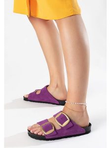 BAYTON Skórzane klapki "Alicante" w kolorze czarno-fioletowym rozmiar: 36. Czarne klapki Bayton, bez wzorów, z otwartym noskiem, bez obcasa. Za 148,96 zł.