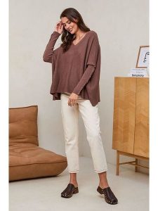 Soft Cashmere Sweter w kolorze brązowym rozmiar: 34/36. Brązowe swetry oversize Soft Cashmere, bez wzorów, z kaszmiru, bez ramiączek. Za 117,73 zł.