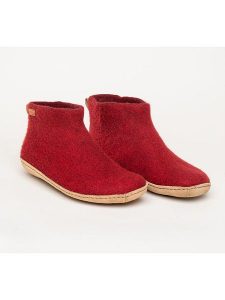 Kitz-pichler Bambosze "Magicfelt 730" w kolorze czerwonym rozmiar: 36. Czerwone kapcie Kitz-Pichler, bez wzorów, z materiału. Za 217,99 zł.