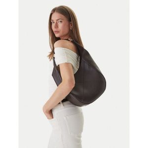 Torebka Guess. Brązowe torebki klasyczne Guess, z aplikacjami, bez dodatków. Za 687,99 zł.