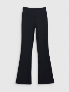 4F Legginsy z prążkowanej dzianiny damskie - czarne XS. Czarne legginsy 4f, bez wzorów, z dzianiny, z podwyższonym stanem, długie. W wyprzedaży za 99,99 zł.