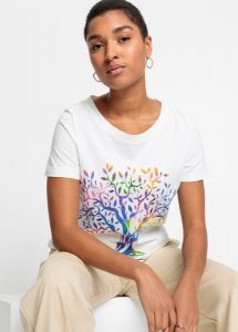T-shirt z nadrukiem, bawełna organiczna. Białe t-shirty bonprix, bez wzorów, z bawełny, bez kołnierzyka, bez ramiączek. Za 39,99 zł.