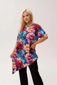 Wiskozowa tunika asymetryczna Capri Peony w print w piwonie OVERSIZE PLUS SIZE XXL WIOSNA LATO. Białe tuniki Moda Size Plus Iwanek, na co dzień, na lato, l, bez wzorów, z dzianiny, eleganckie, z asymetrycznym kołnierzem, plus size, bez ramiączek. Za 229,90 zł.