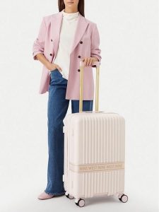 Nine West Walizka średnia CEO-NW-M-003-10 Różowy jasny. Czerwone walizki Nine West, bez wzorów, z tworzywa sztucznego, średnie. Za 359,99 zł.