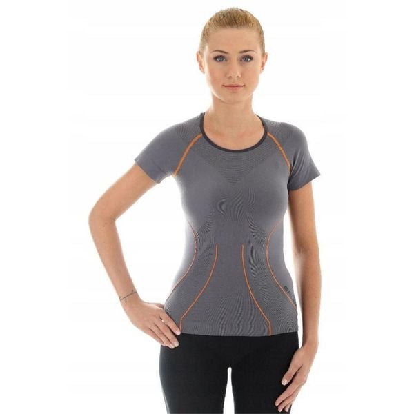 Koszulka damska Brubeck ATHLETIC jasny szary S SS10230. Szare koszulki sportowe Brubeck, bez wzorów, bez ramiączek. Za 94,99 zł.