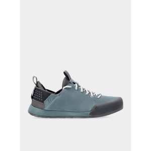 Buty outdoorowe damskie Black Diamond Session Suede. Niebieskie buty trekkingowe Black Diamond, bez zapięcia. Za 437,99 zł.