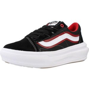 Buty VANS OLD SKOOL OVERT CC Czarny. Czarne trampki Vans, bez wzorów, ze skóry, bez zapięcia. Za 303,99 zł.