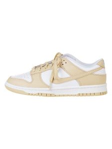 Nike Skórzane sneakersy "Dunk Low" w kolorze biało-beżowym rozmiar: 41. Brązowe trampki Nike, bez wzorów, z materiału, bez zapięcia. Za 255,94 zł.